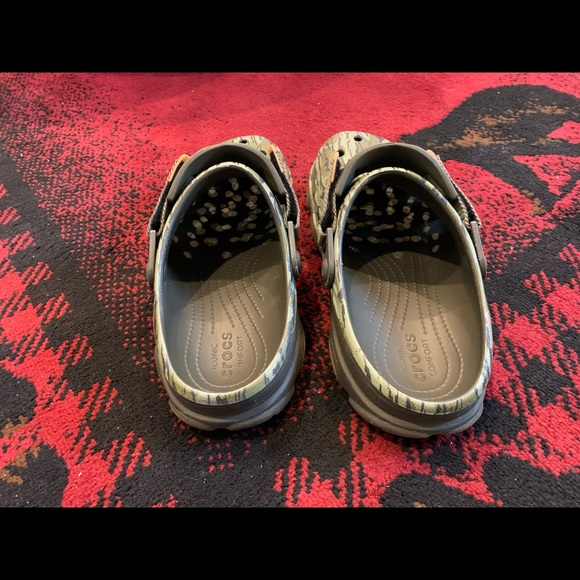 Bottomland Crocs - Picture 3 of 4